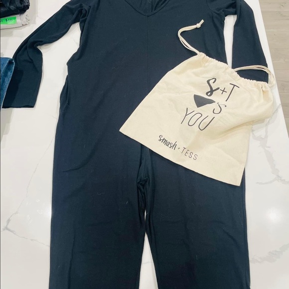 Smash + Tess Large Friday Romper - Picture 2 of 4